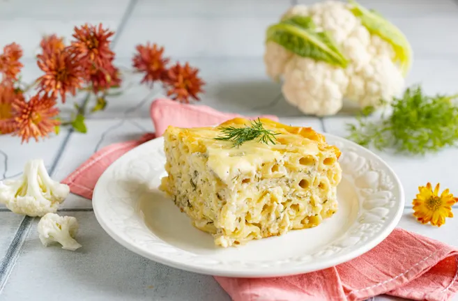 Pasta zapiekana z sosem z kalafiora
