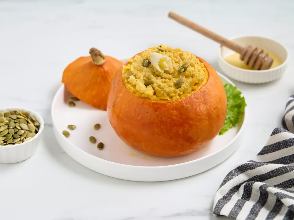Baked Porridge in a Pumpkin - MealWings
