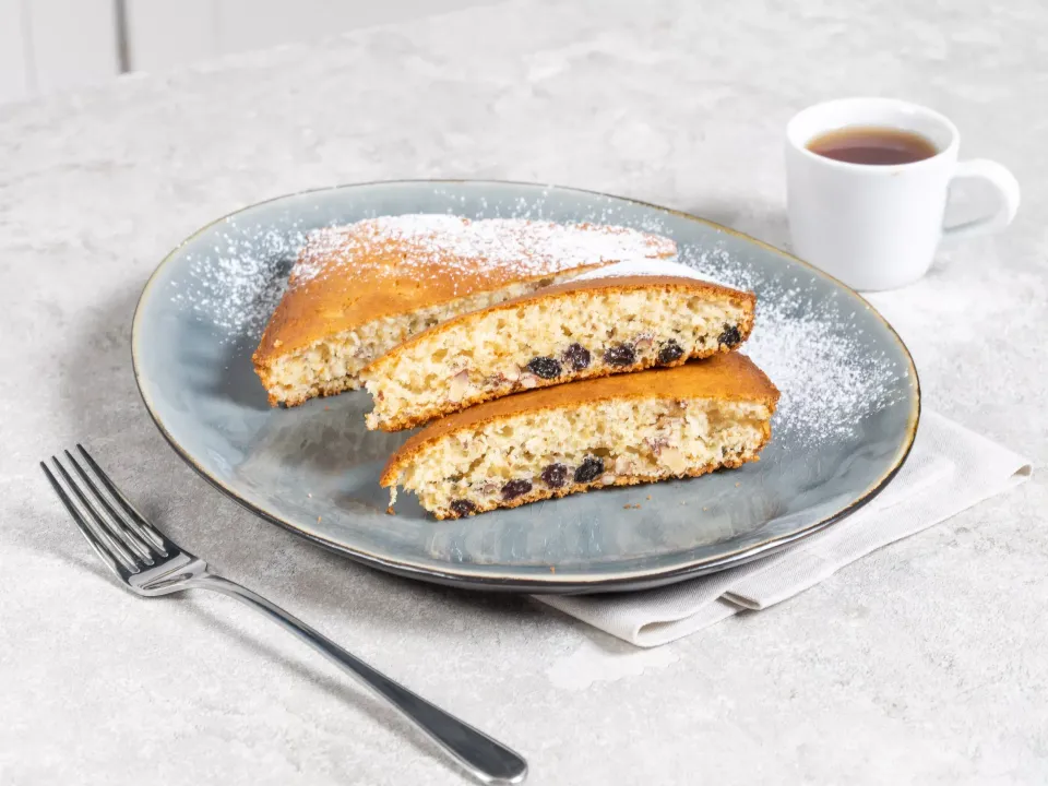 Raisin and Nut Pie - MealWings