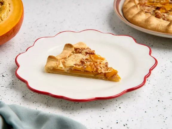 Open-faced pumpkin pie
