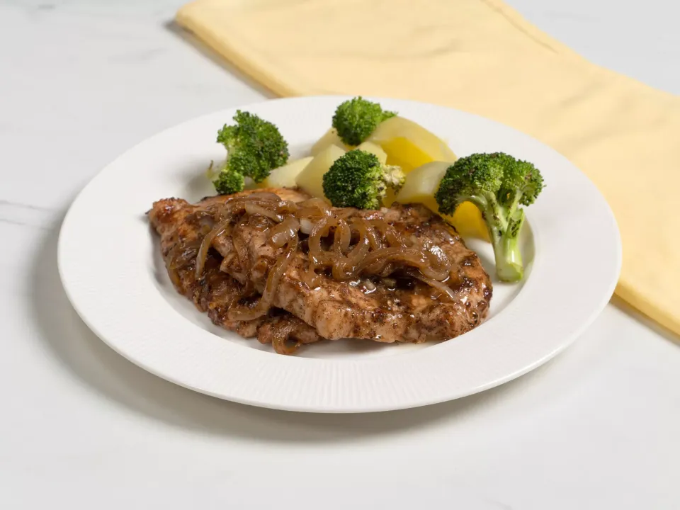 Oven-baked pork in soy sauce - MealWings