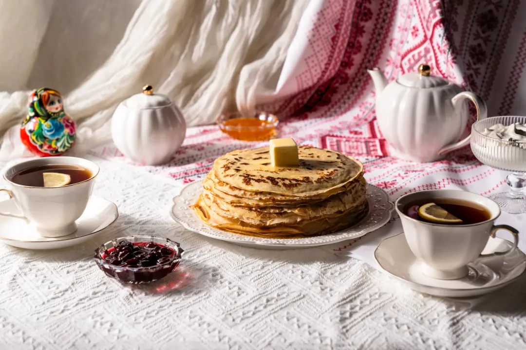 Russian Thin Pancakes - MealWings