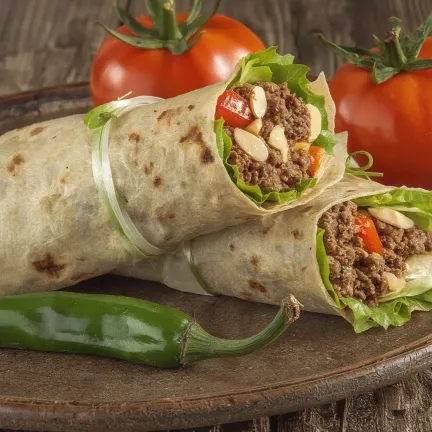 Tortille wołowe z migdałami