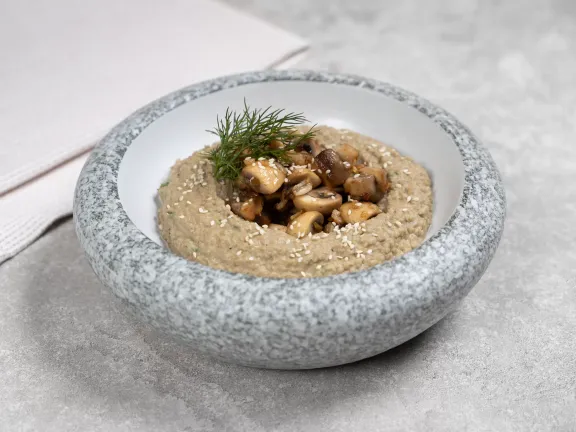 Ніжне пікантне сочевичне пюре з грибами