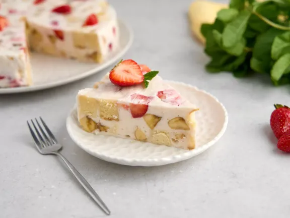 Strawberry-Banana Cake