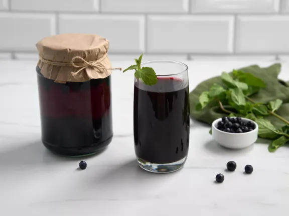 Чорничний компот на зиму