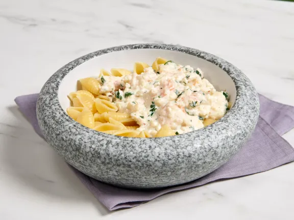 Креветки на пательні у вершковому соусі