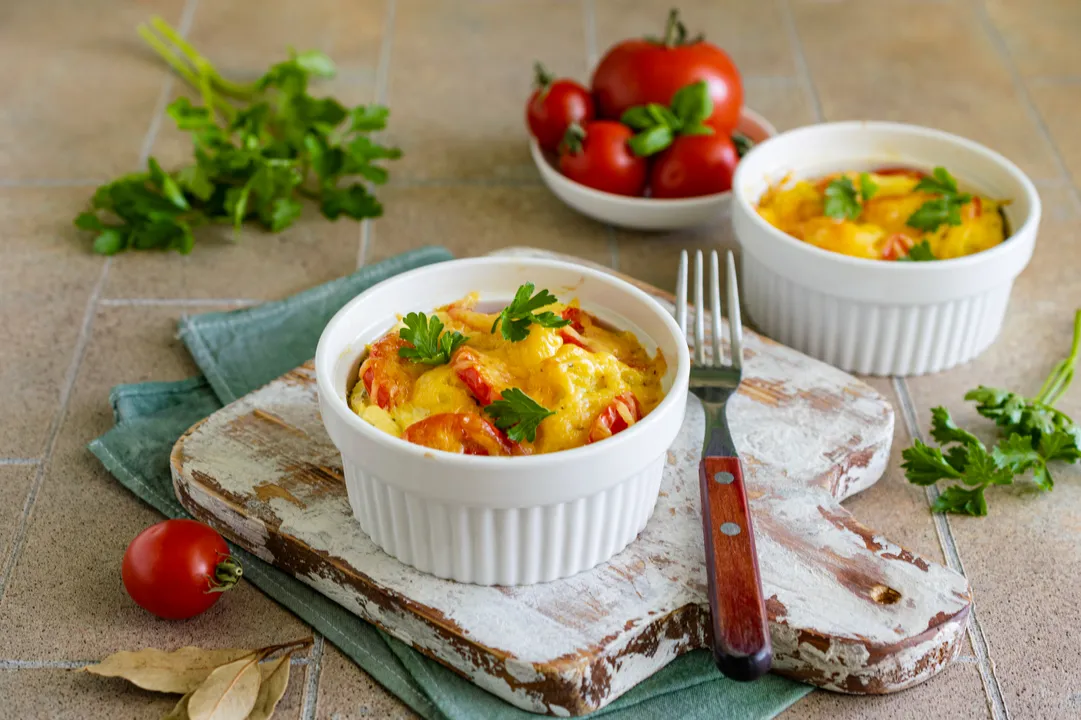 <p>When the creamy egg filling is fully baked and the cheese on top is melted, the casserole will be ready. Garnish the tender cauliflower casserole with parsley and serve immediately after cooking.</p>
